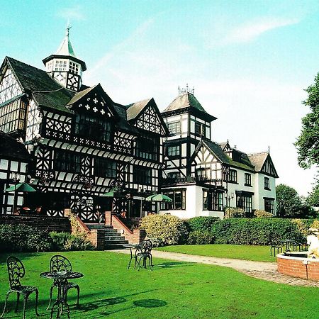 Wild Boar Hotel Beeston  Екстер'єр фото