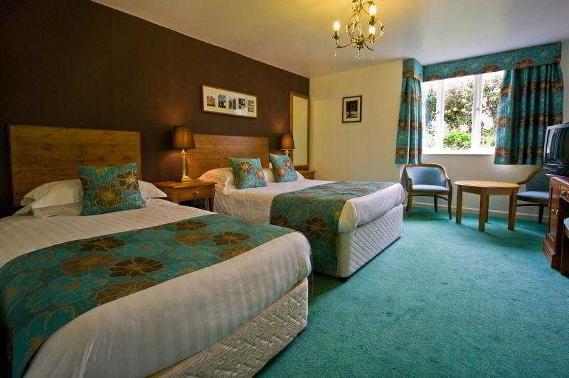 Wild Boar Hotel Beeston  Екстер'єр фото