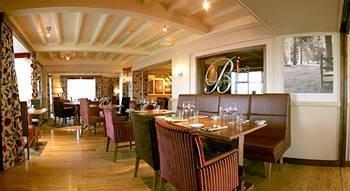 Wild Boar Hotel Beeston  Екстер'єр фото