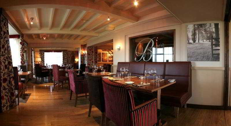 Wild Boar Hotel Beeston  Екстер'єр фото