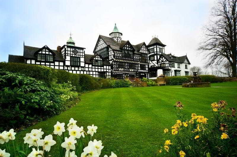 Wild Boar Hotel Beeston  Екстер'єр фото