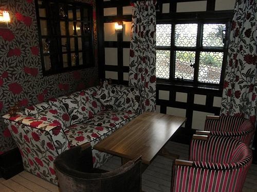 Wild Boar Hotel Beeston  Екстер'єр фото